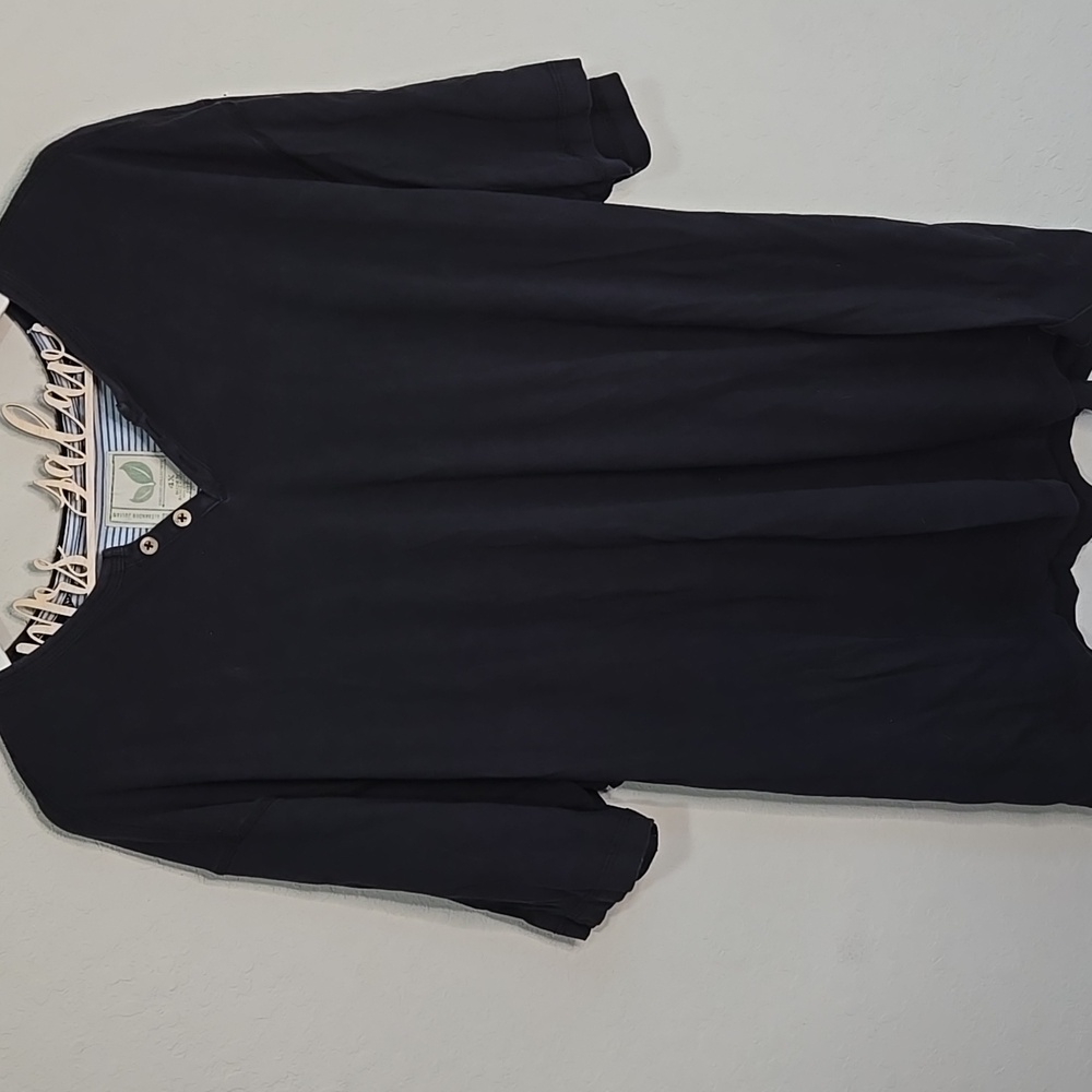 {3/$20} Alexander Julian Shortsleeve T-shirt